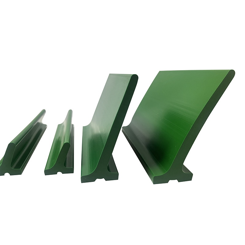 Conveyor belt Cleat