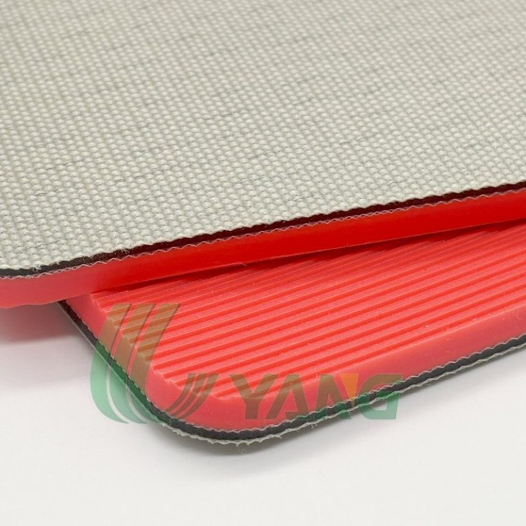 Red rubber coated pvc belt
